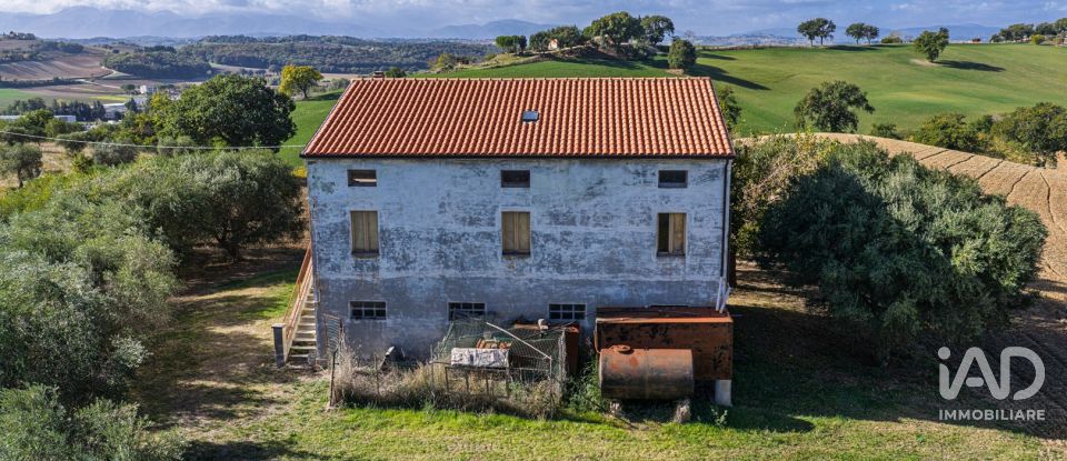 Casa indipendente / Villa 4 locali di 220 m² in Corridonia (62014)