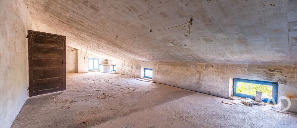 Casa indipendente / Villa 4 locali di 220 m² in Corridonia (62014)