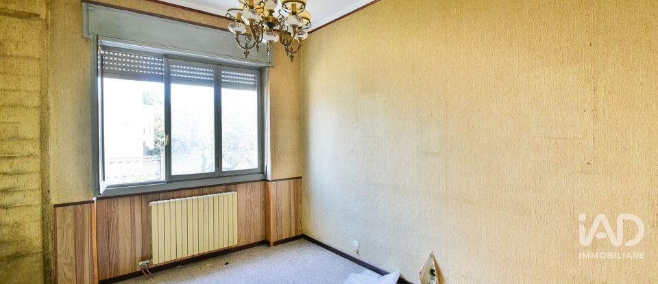House 5 rooms of 320 m² in Meda (20821)