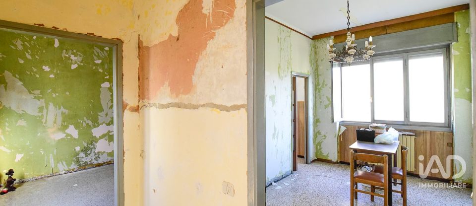 House 5 rooms of 320 m² in Meda (20821)