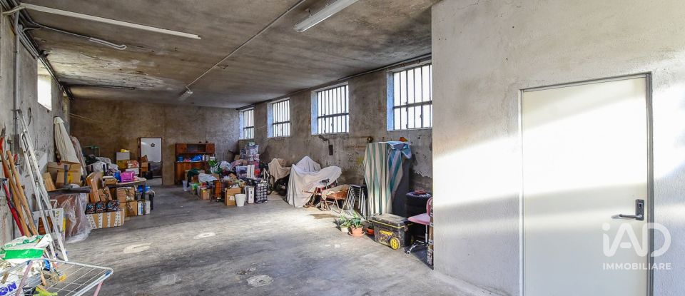 House 5 rooms of 320 m² in Meda (20821)