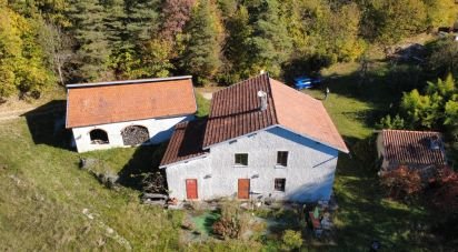 House 8 rooms of 215 m² in Giusvalla (17010)