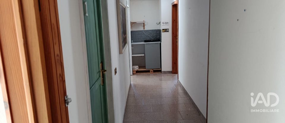 House 8 rooms of 215 m² in Giusvalla (17010)