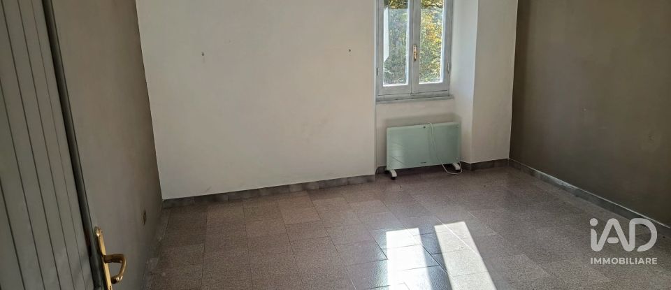 House 8 rooms of 215 m² in Giusvalla (17010)