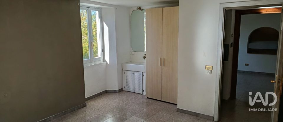 House 8 rooms of 215 m² in Giusvalla (17010)