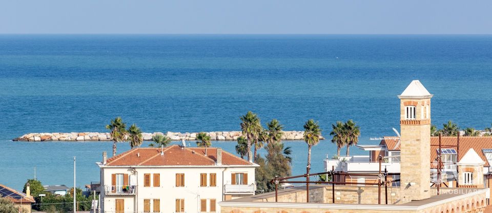 Townhouse 10 rooms of 300 m² in Porto Sant'Elpidio (63821)