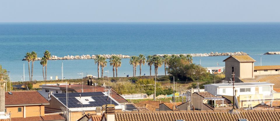 Townhouse 10 rooms of 300 m² in Porto Sant'Elpidio (63821)