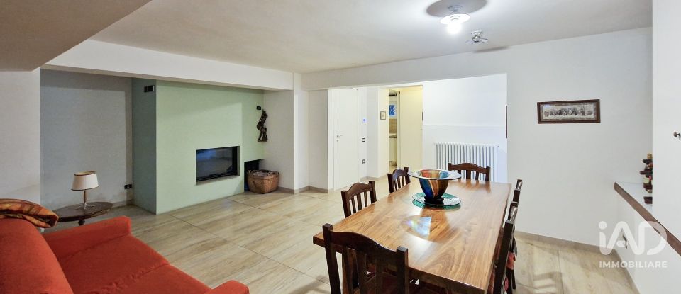 Townhouse 10 rooms of 300 m² in Porto Sant'Elpidio (63821)