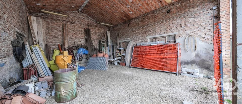 Traditional house 4 rooms of 221 m² in Ostellato (44020)