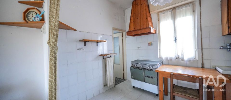 Traditional house 4 rooms of 221 m² in Ostellato (44020)