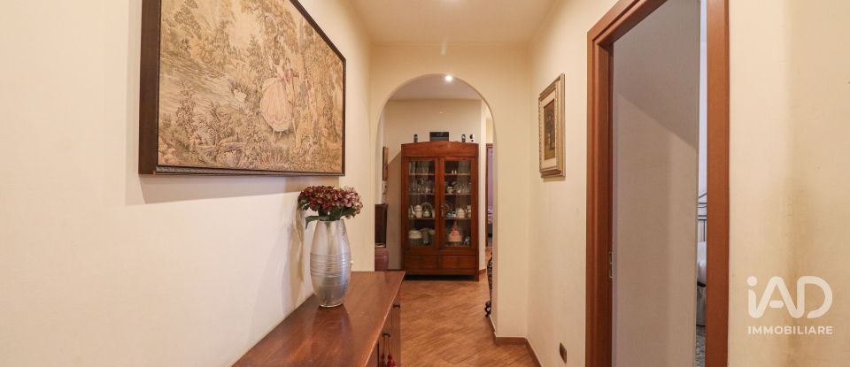 Four-room apartment of 114 m² in Roma (00179)