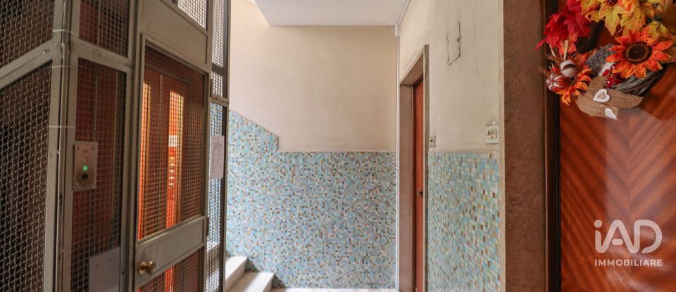 Four-room apartment of 114 m² in Roma (00179)