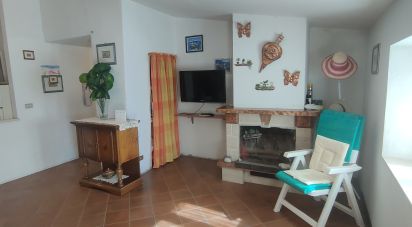 Casa indipendente / Villa 8 locali di 230 m² in Cossignano (63067)