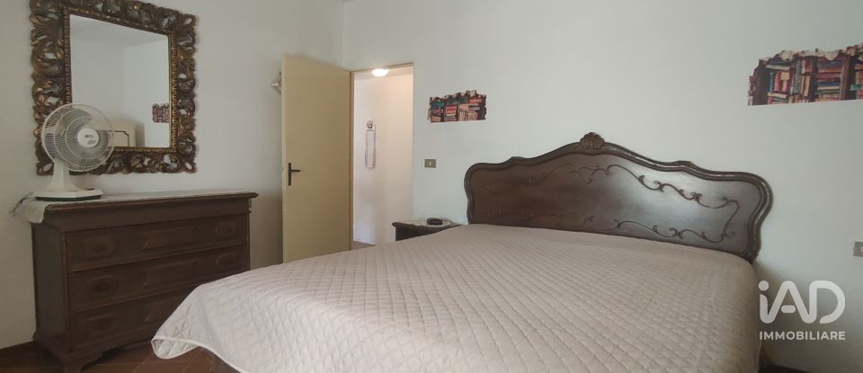 Casa indipendente / Villa 8 locali di 230 m² in Cossignano (63067)