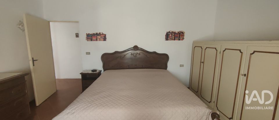 Casa indipendente / Villa 8 locali di 230 m² in Cossignano (63067)