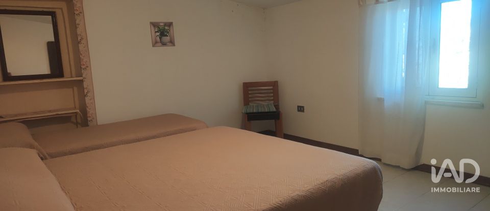 Casa indipendente / Villa 8 locali di 230 m² in Cossignano (63067)