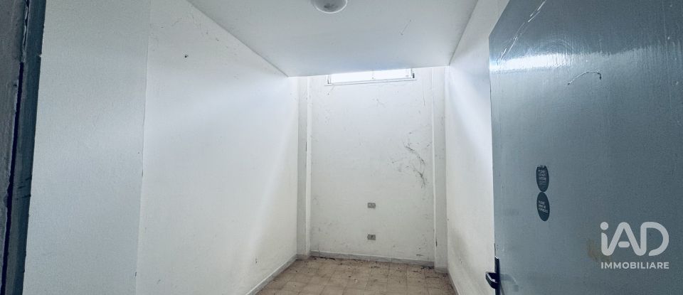 Rifugio 10 locali di 400 m² in Controguerra (64010)