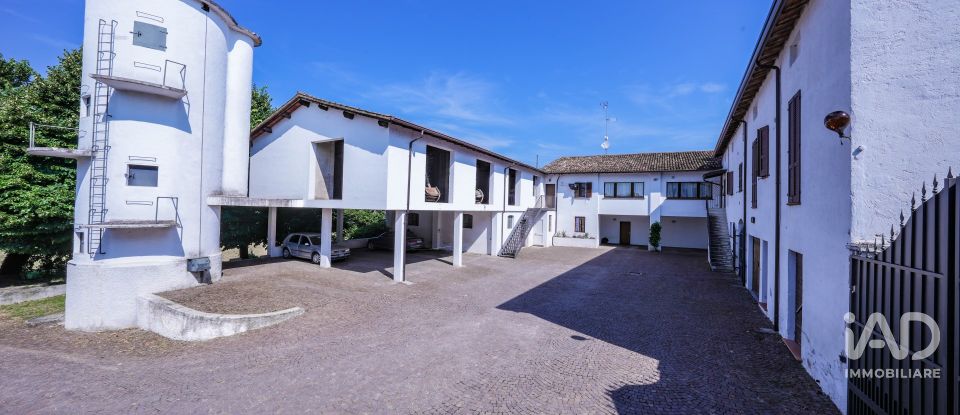 Casa indipendente / Villa 33 locali di 1.300 m² in Desenzano del Garda (25015)