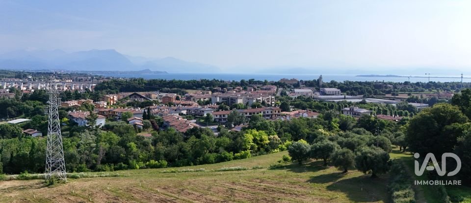 Casa indipendente / Villa 33 locali di 1.300 m² in Desenzano del Garda (25015)