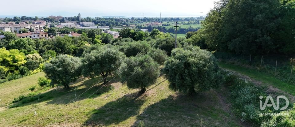 Casa indipendente / Villa 33 locali di 1.300 m² in Desenzano del Garda (25015)