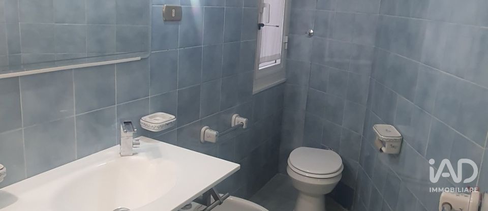 Apartment 6 rooms of 110 m² in Genova (16129)