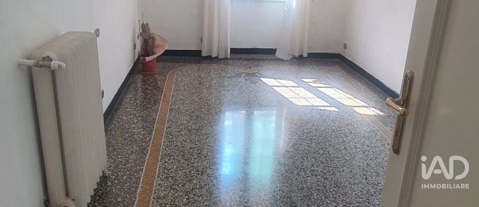 Apartment 6 rooms of 110 m² in Genova (16129)