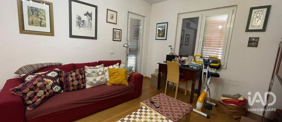 Three-room apartment of 70 m² in Martinsicuro (64014)