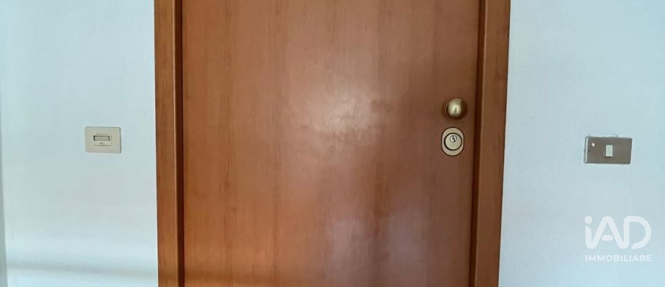 Three-room apartment of 70 m² in Martinsicuro (64014)