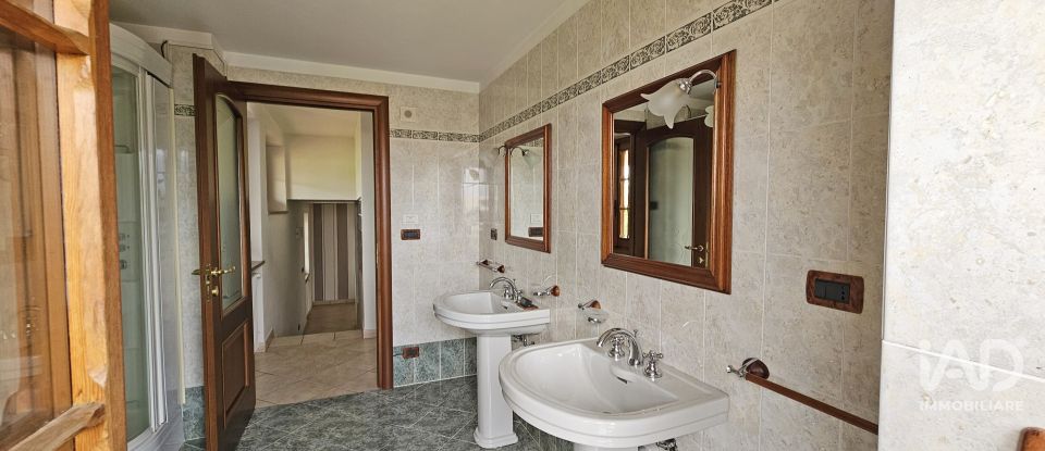 Appartamento 6 locali di 338 m² a Borgo San Dalmazzo (12011)