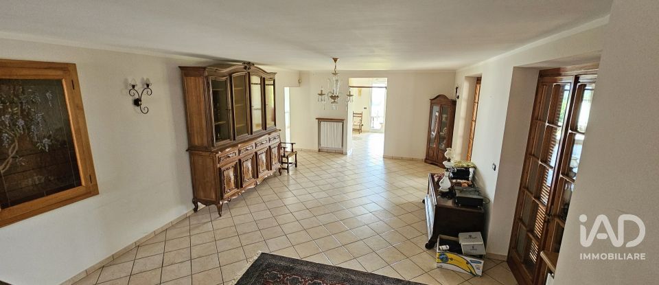 Apartment 6 rooms of 300 m² in Borgo San Dalmazzo (12011)