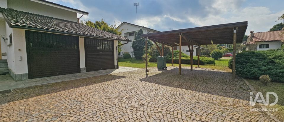 Apartment 6 rooms of 300 m² in Borgo San Dalmazzo (12011)