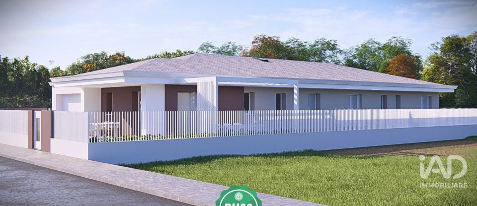 House boat 5 rooms of 137 m² in Ceresara (46040)