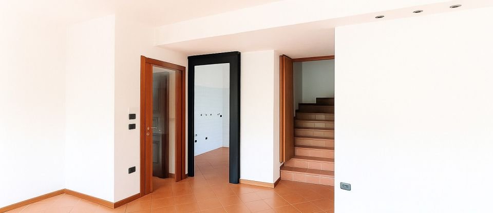 Villa a schiera 6 locali di 195 m² in Sirmione (25019)