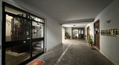 Appartamento 5 locali di 151 m² a Palermo (90141)