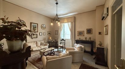 Appartamento 5 locali di 151 m² a Palermo (90141)