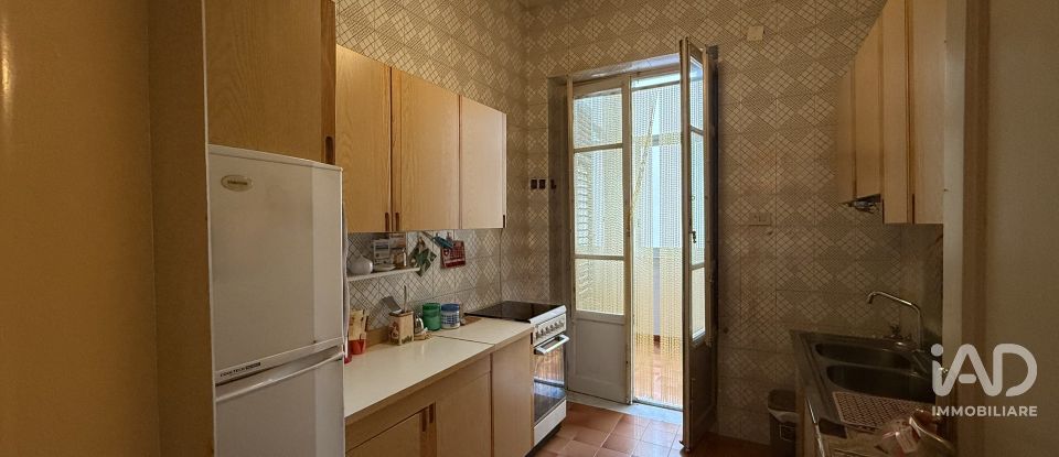 Appartamento 5 locali di 151 m² a Palermo (90141)