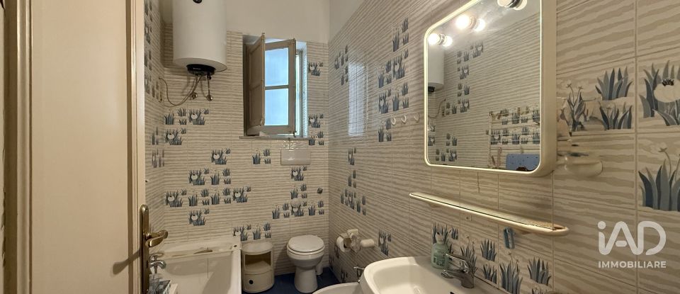 Appartamento 5 locali di 151 m² a Palermo (90141)