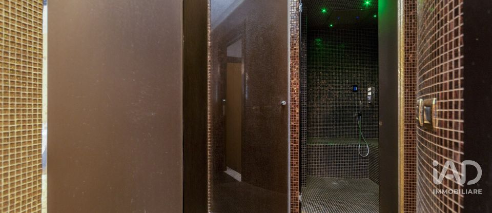 Quadrilocale di 130 m² a Torino (10121)