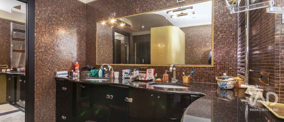 Quadrilocale di 130 m² a Torino (10121)