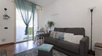 Four-room apartment of 60 m² in Genova (16126)