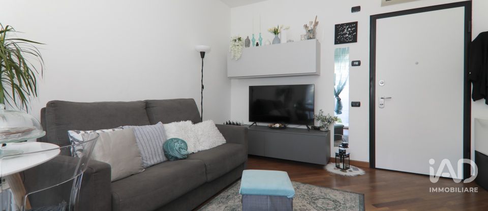 Four-room apartment of 60 m² in Genova (16126)