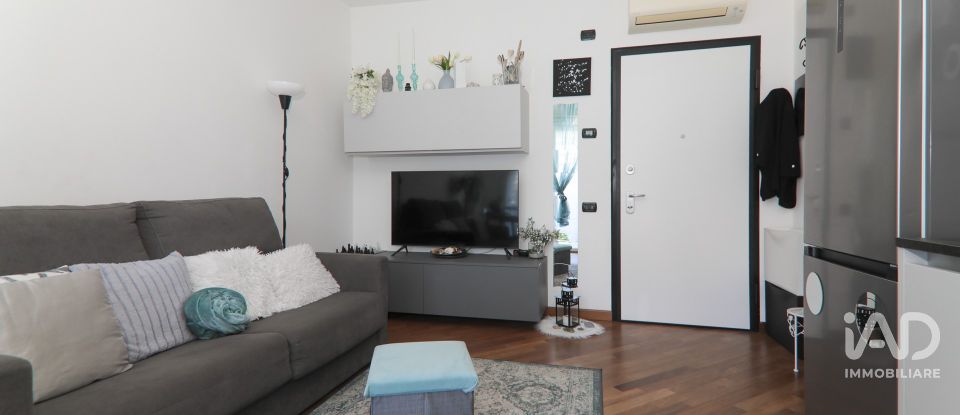 Four-room apartment of 60 m² in Genova (16126)