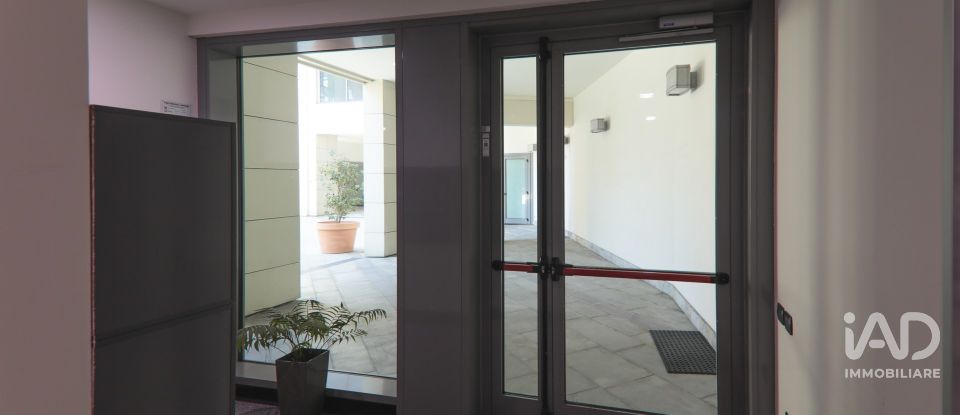 Four-room apartment of 60 m² in Genova (16126)