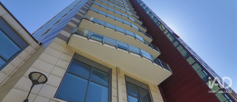 Four-room apartment of 60 m² in Genova (16126)