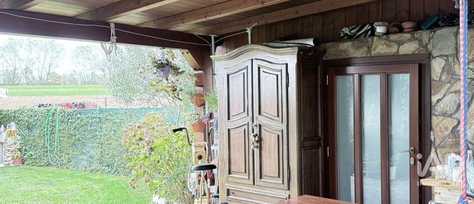 House boat 6 rooms of 105 m² in Saccolongo (35030)