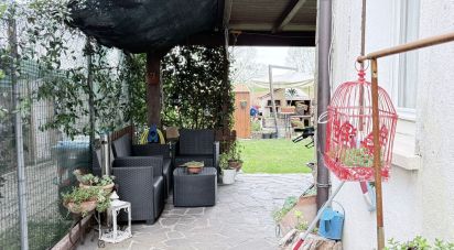 Villa Bifamiliare 6 locali di 105 m² a Saccolongo (35030)