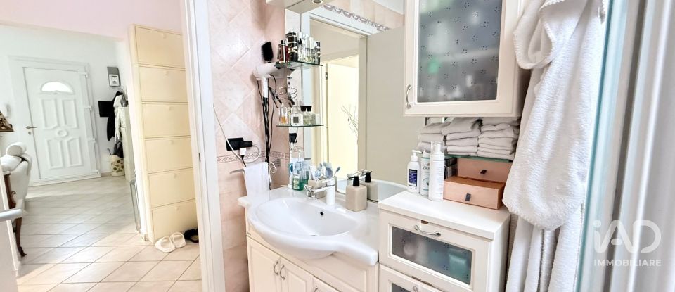 House boat 6 rooms of 105 m² in Saccolongo (35030)