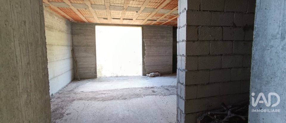 Country home 10 rooms of 200 m² in Olbia (07026)