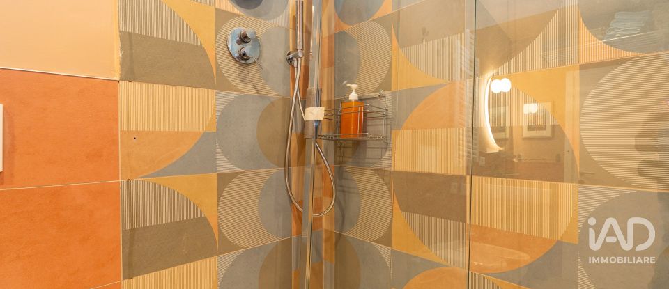 Trilocale di 50 m² a Torino (10122)