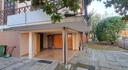House boat 10 rooms of 210 m² in Padova (35141)